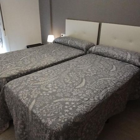 Malaga Yellow Duplex Free Parking And Terrace Exterior foto