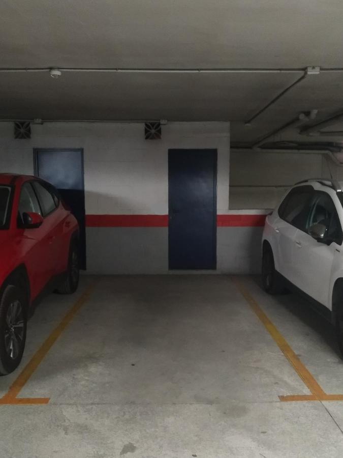 Malaga Yellow Duplex Free Parking And Terrace Exterior foto