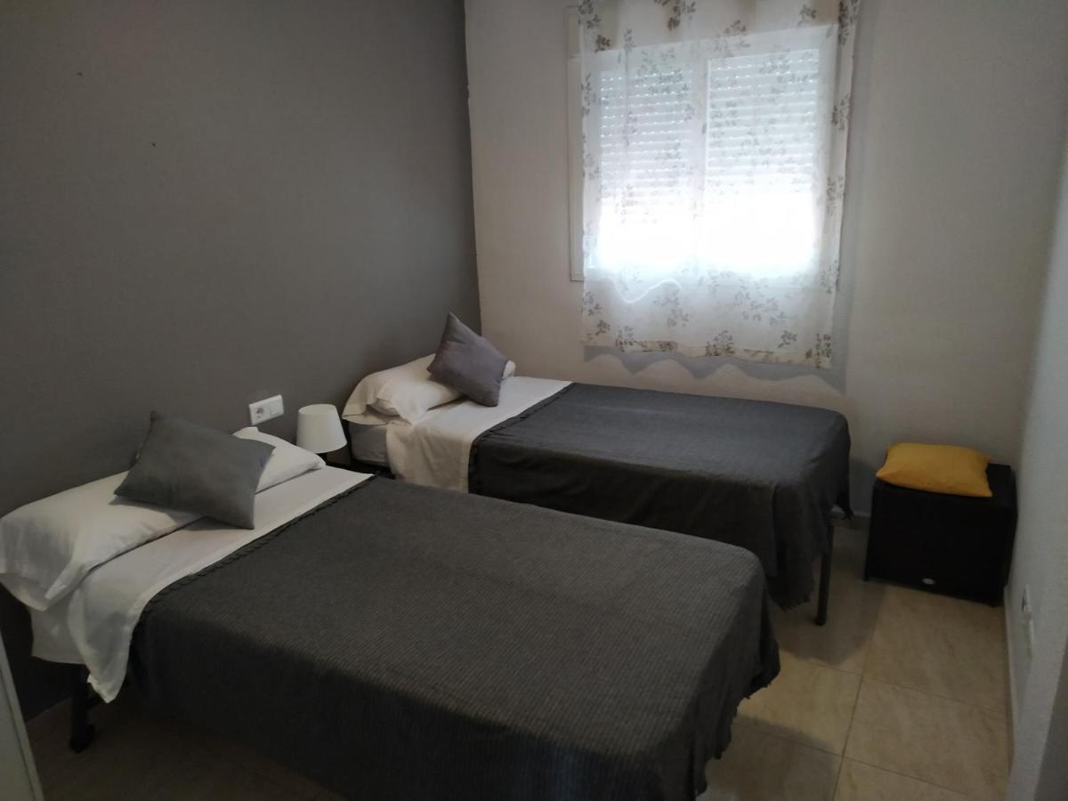 Malaga Yellow Duplex Free Parking And Terrace Exterior foto