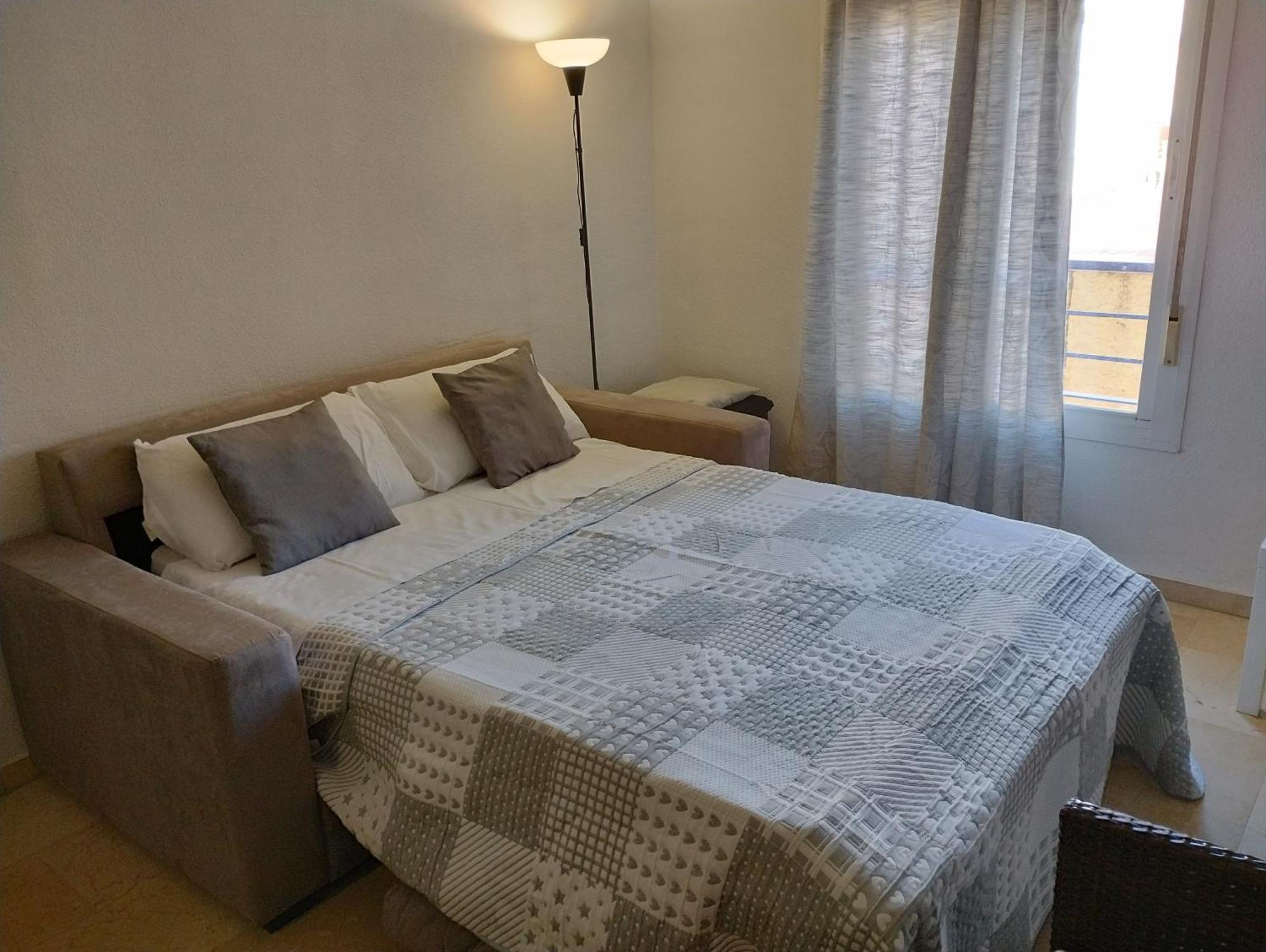 Malaga Yellow Duplex Free Parking And Terrace Exterior foto